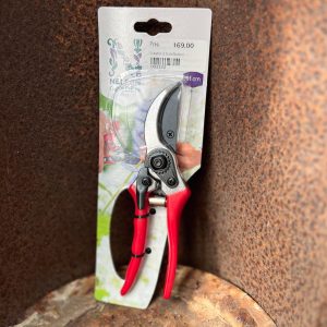 Sekatör med utbytbart skär