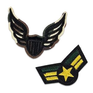 2 militärmärken – Tygmärken